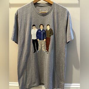 The Chive Tees Gray Graphic Men's Short Sleeve T-Shirt